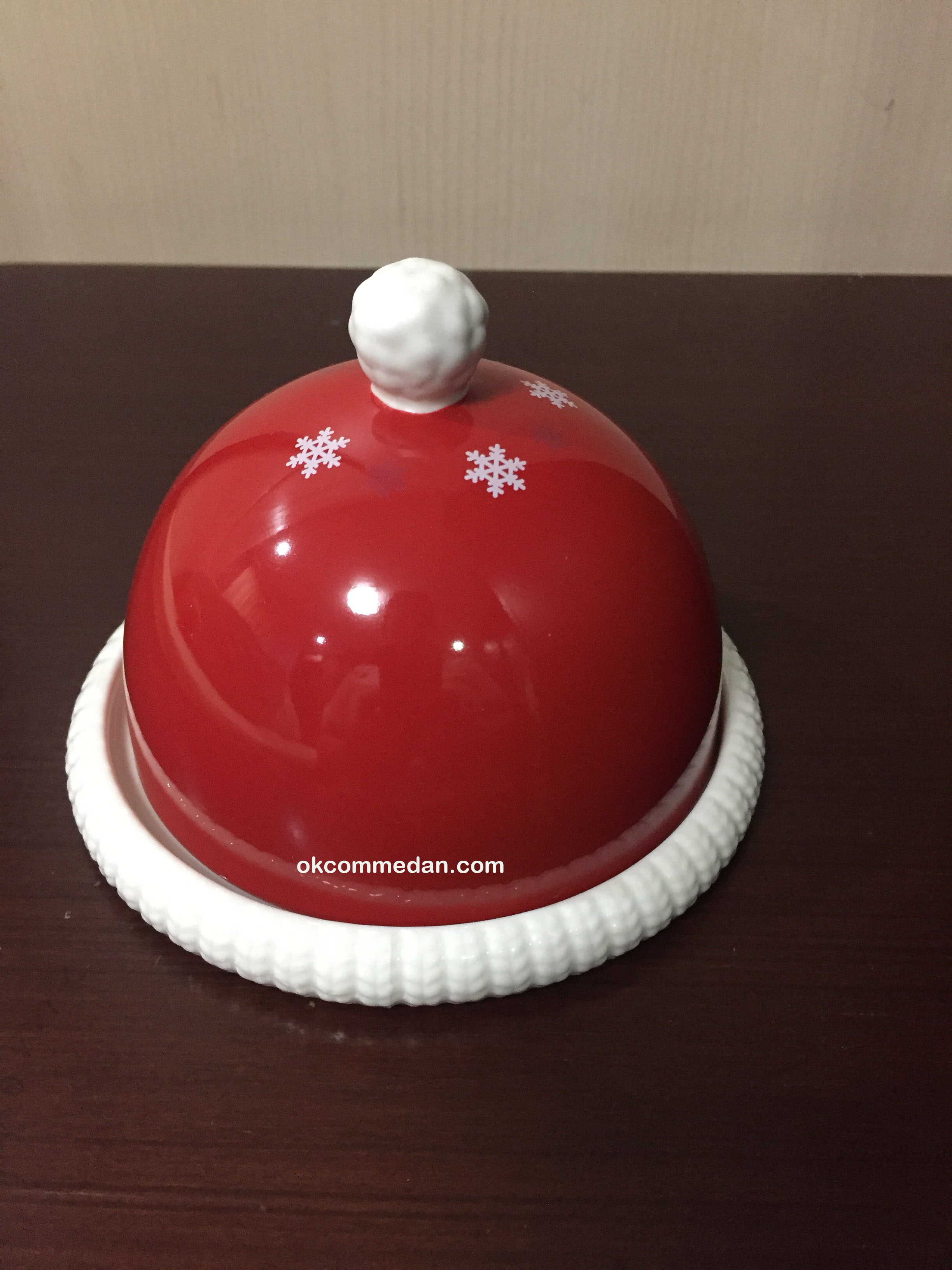 Starbucks piring dessert dome plate